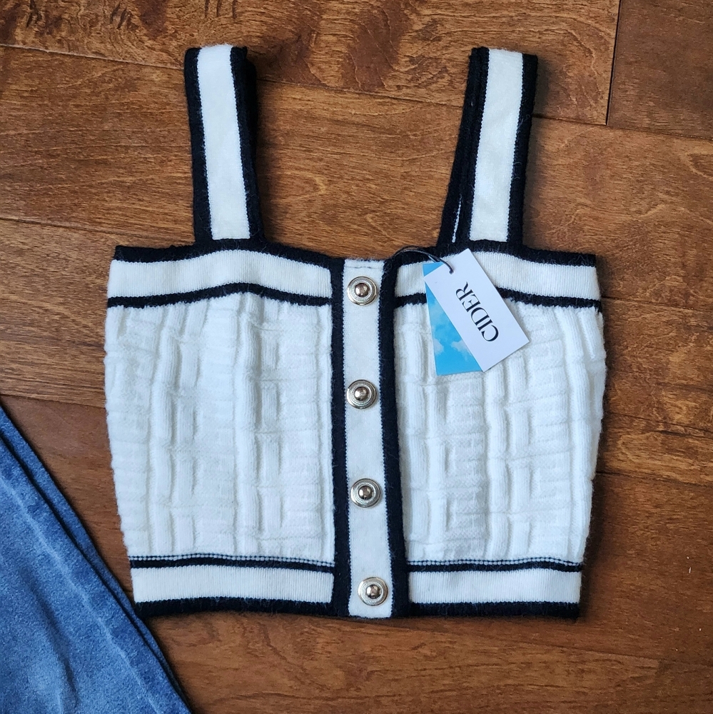 Knit Sleeveless  Crop Top